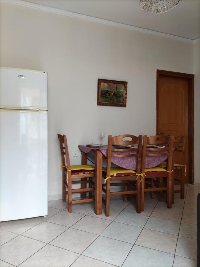 Διαμέρισμα Για Οικογένεια Με Θέα Την Θάλασσα Appartement Arkoudi Buitenkant foto