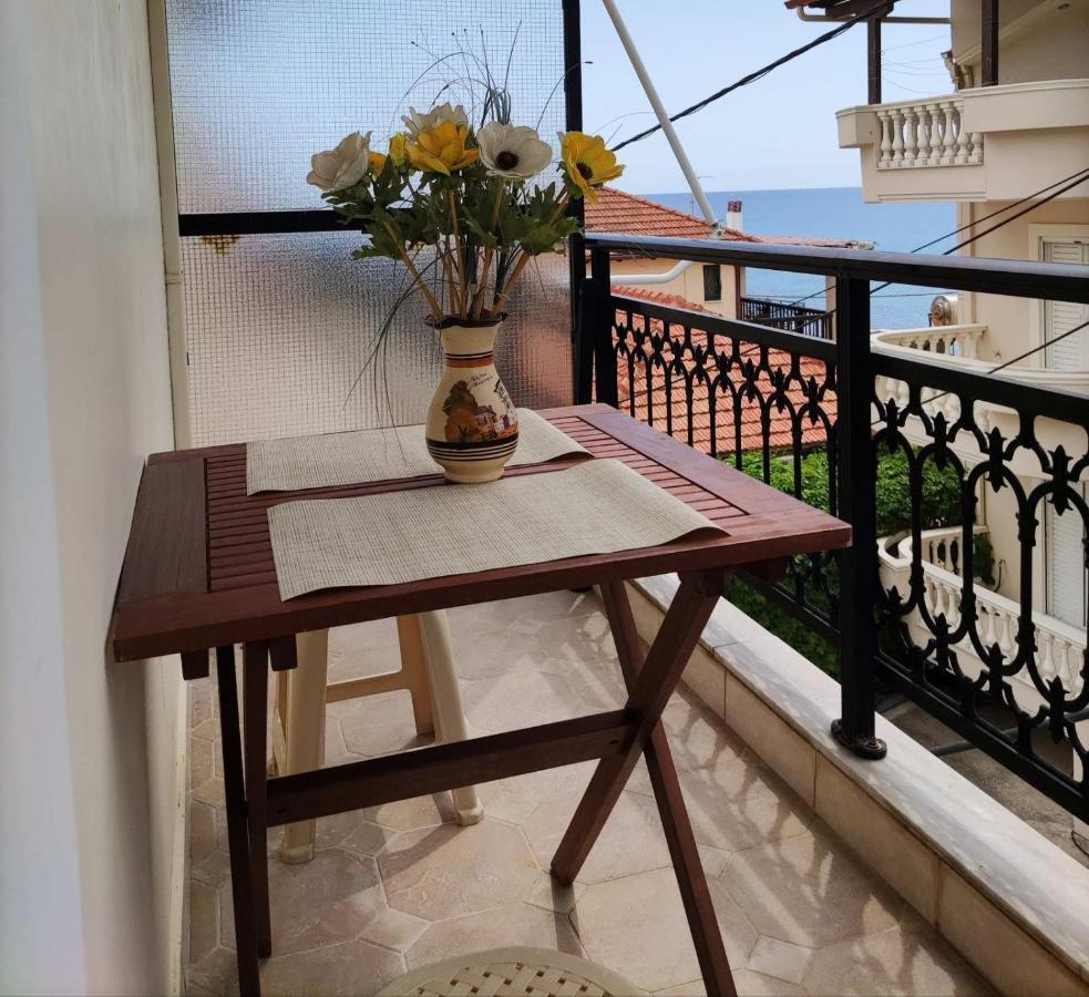 Διαμέρισμα Για Οικογένεια Με Θέα Την Θάλασσα Appartement Arkoudi Buitenkant foto